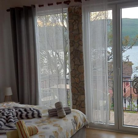 Roleo Guest House Lini Екстериор снимка