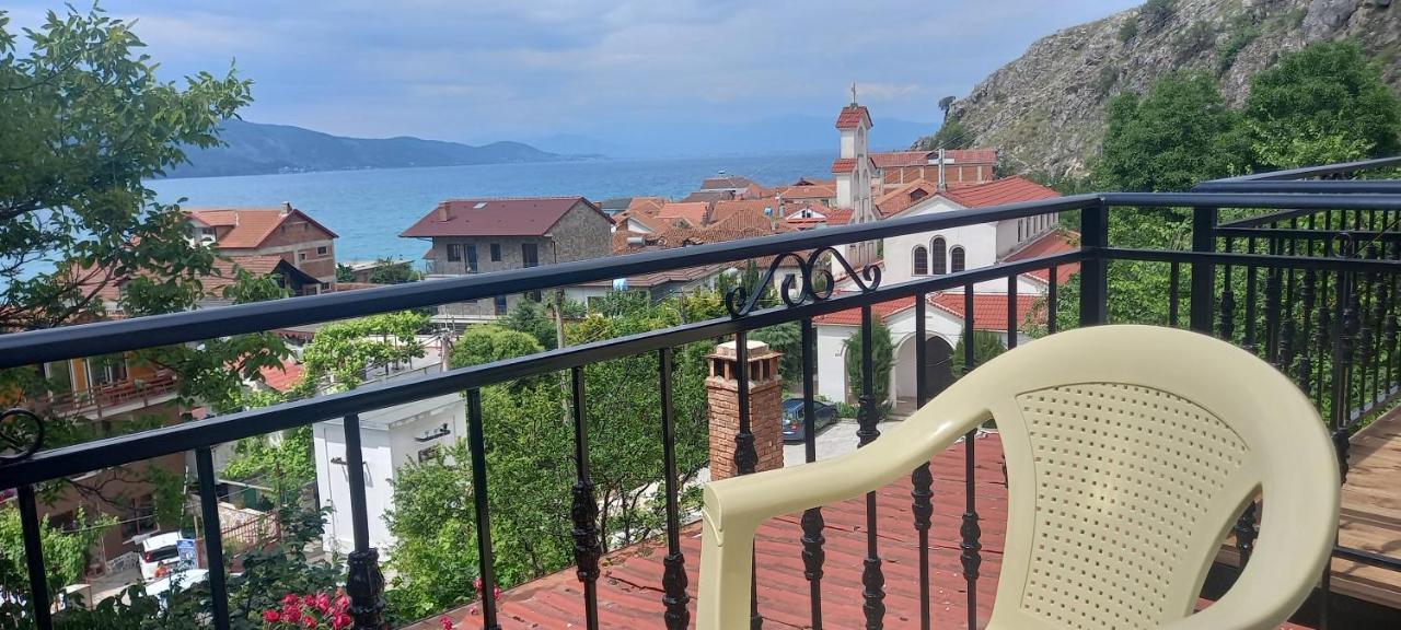 Roleo Guest House Lini Екстериор снимка